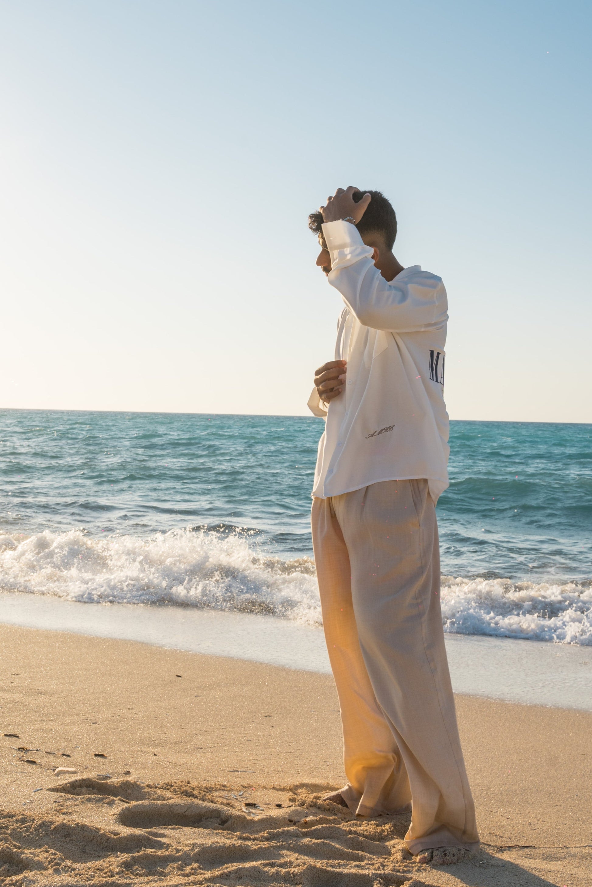 BEIGE PLEATED LINEN PANTS